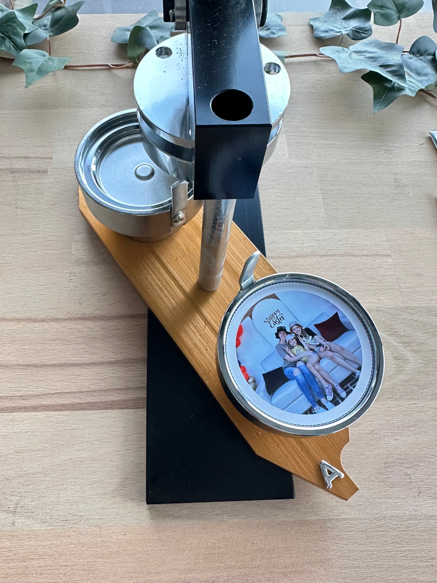 Round Keepsake Magnet - Set of 8